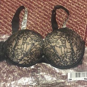 Victoria’s Secret 34D NWT